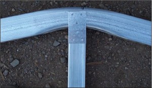truss-center-joint Post brace centered on peak